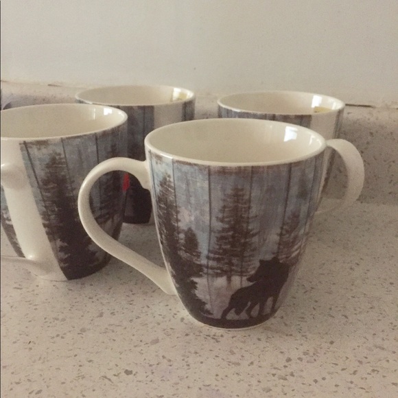 Set of 2 Pfaltzgraff “Wildlife Wolf” Mugs NWT Great 🎄 🕎 Gift Idea! - Picture 6 of 7